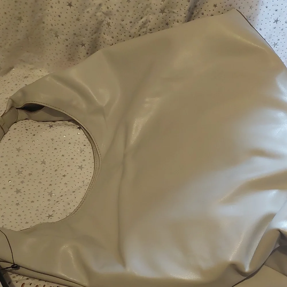 Donna Karan Bellmore Extra Large Hobo with Bezel Strap - Brilliant White
